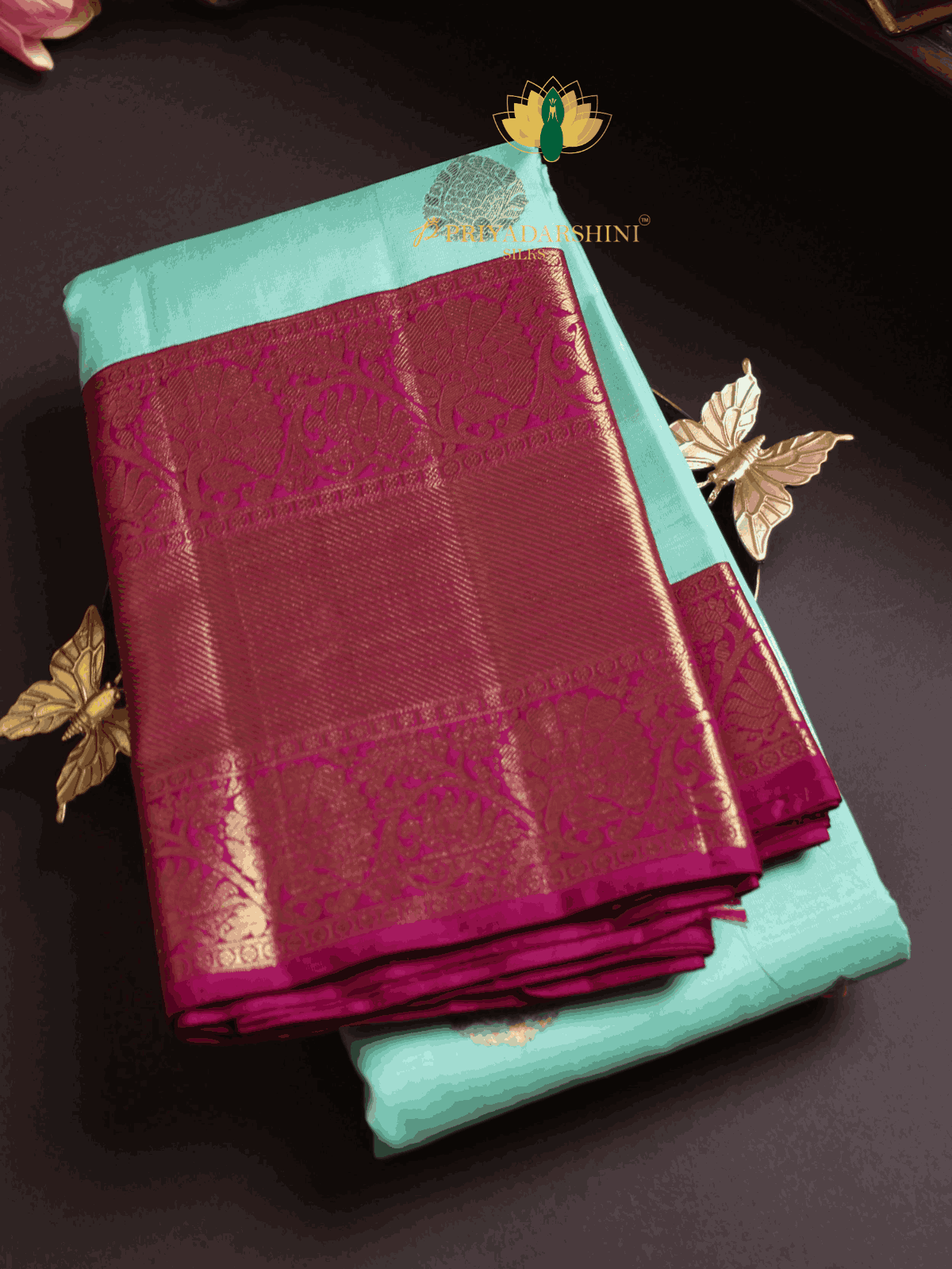 Traditional Kai korvai in Beautiful Ice Blue with Pink Combination