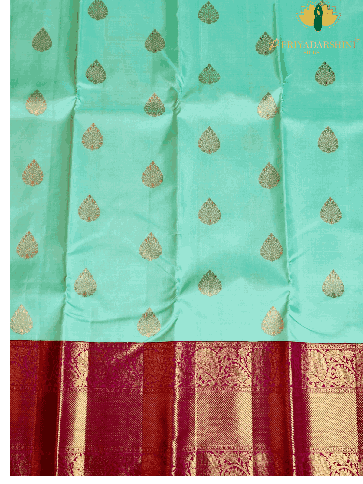 Traditional Kai korvai in Beautiful Ice Blue with Pink Combination