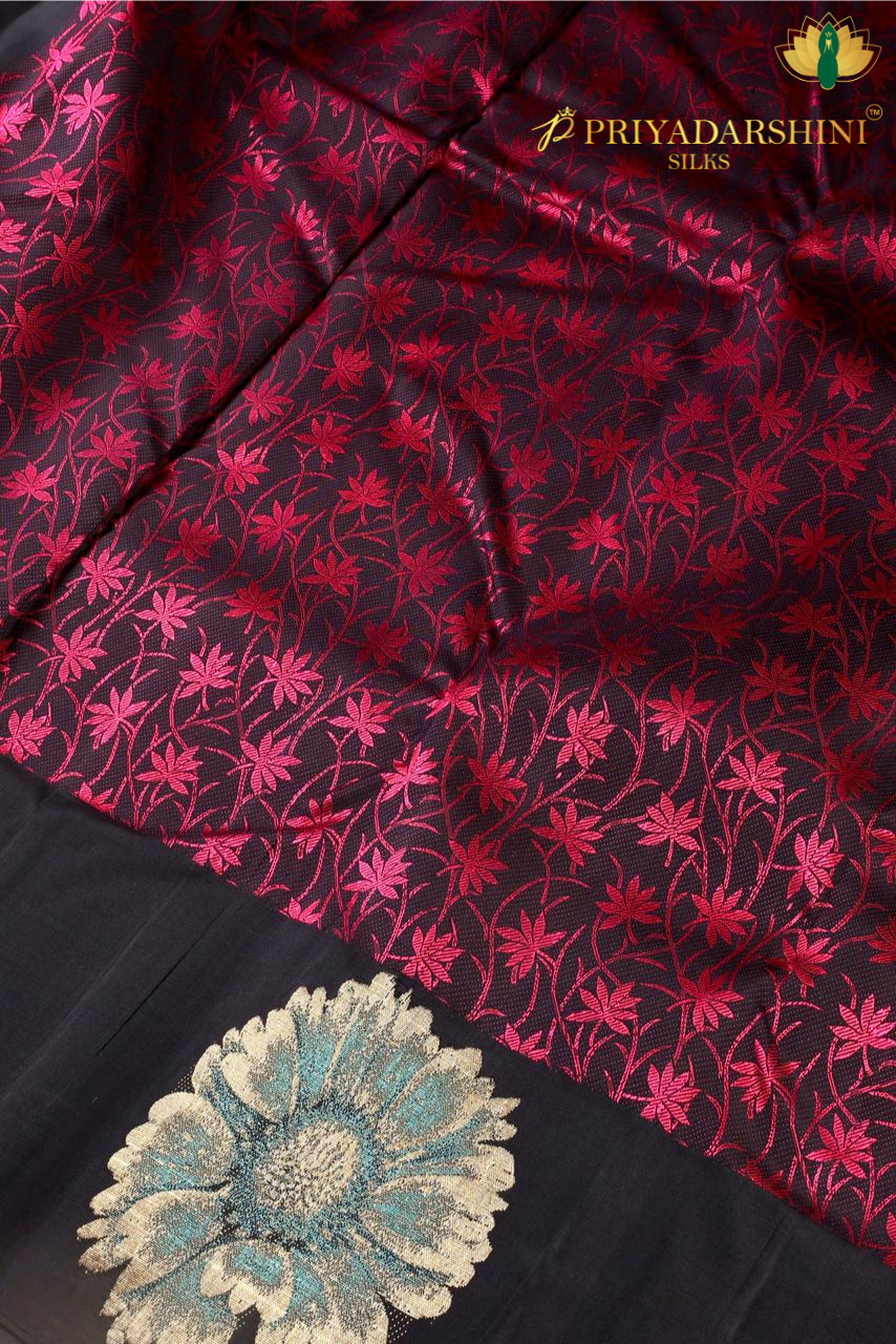 Pure Handloom Kanchivaram Silk Saree Black & Red Floral Designer | Priyadharshini Silks