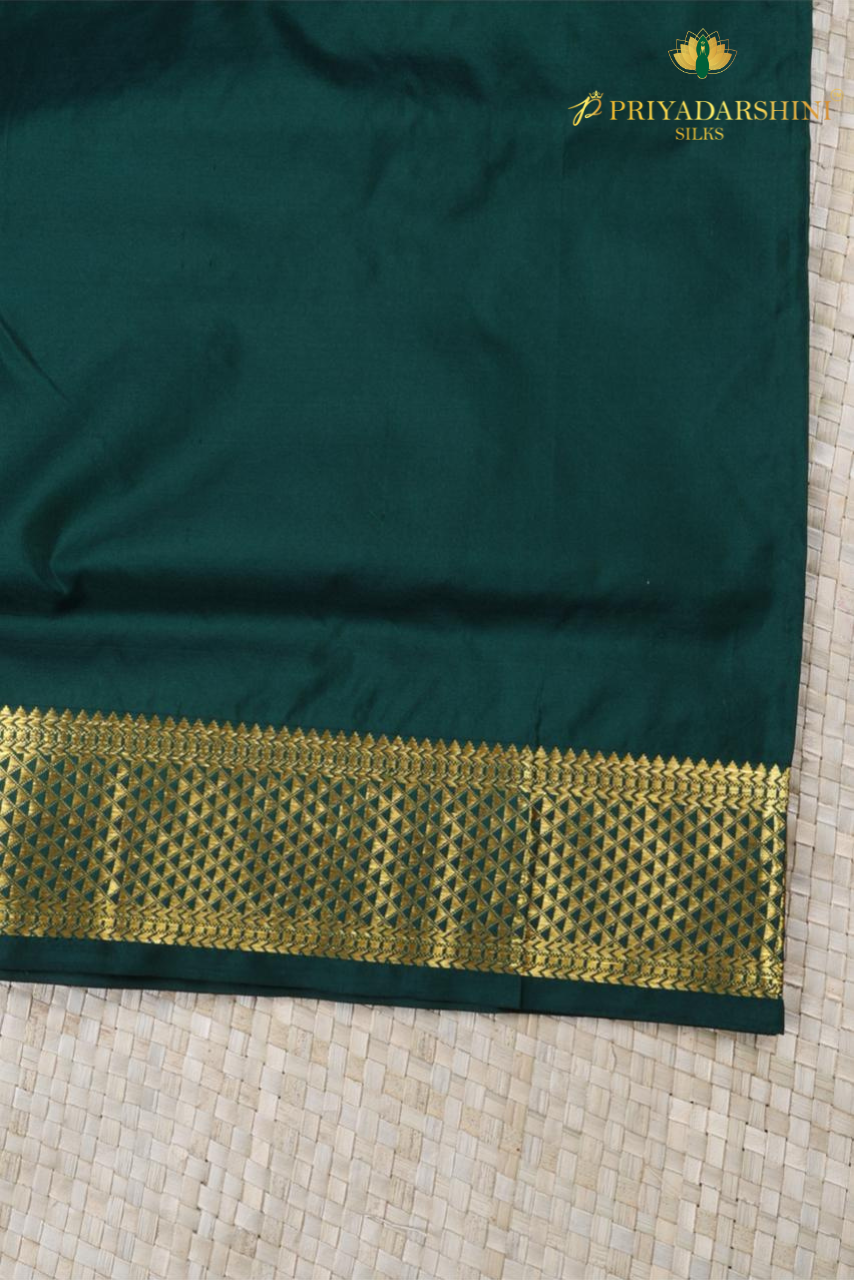 Vibrant Green Pure Kanchipuram Silk Saree with Gold Zari Half-Diamond Border | Priyadharshini Silks