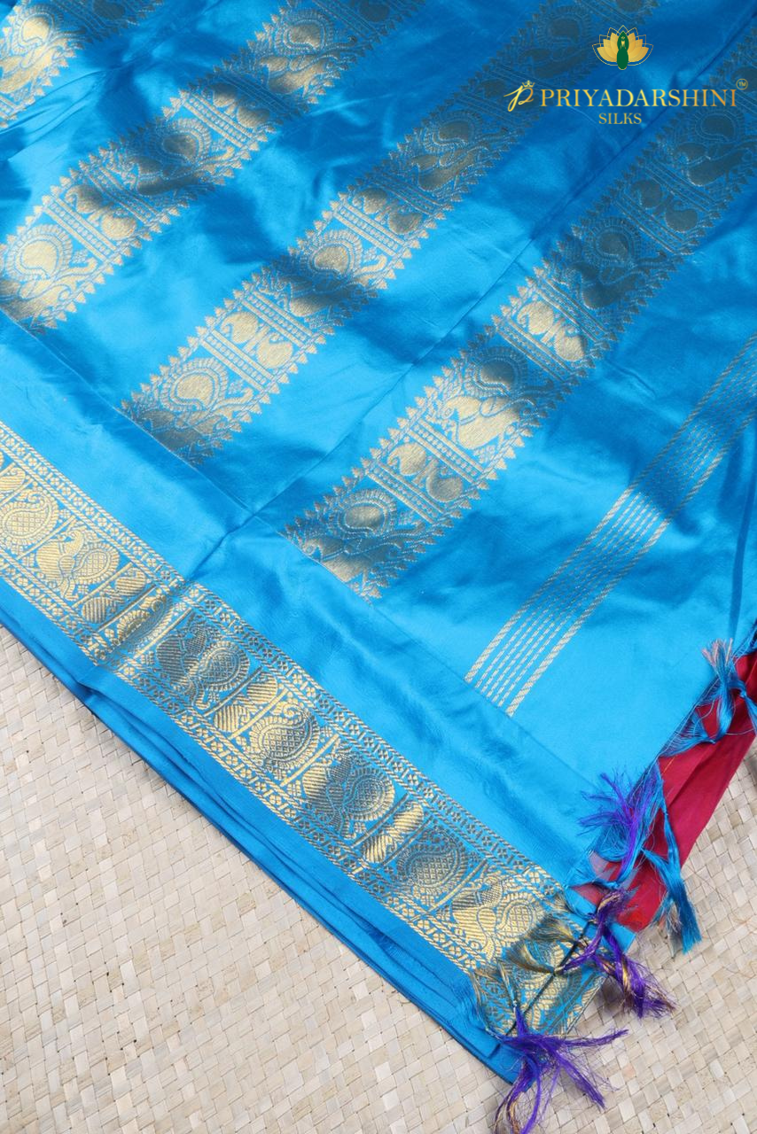 Magenta Pure Kanchipuram Silk Saree with Green & Blue Ganga Jamuna Temple Border | Priyadharshini Silks