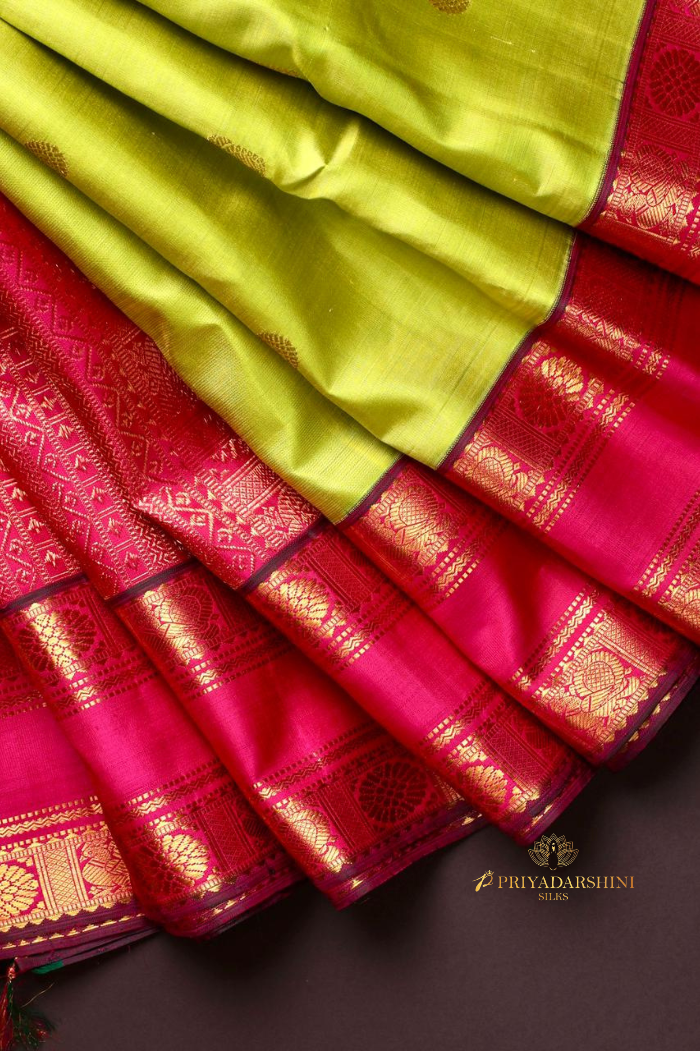 Kai Korvai Silk Saree – Parrot Green with Pink Rettapet Border | Priyadharshini Silks
