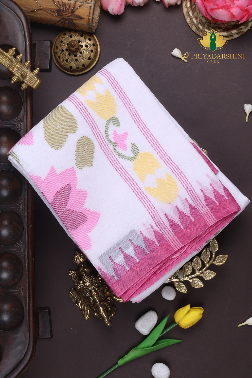 White & Pink Floral Motif Jamdani Cotton Saree