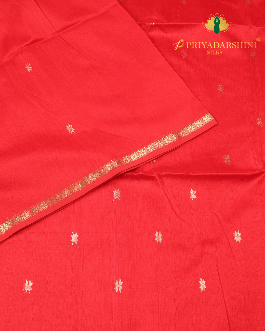 Chilli Red and Gold Star Motif - Maheshwari