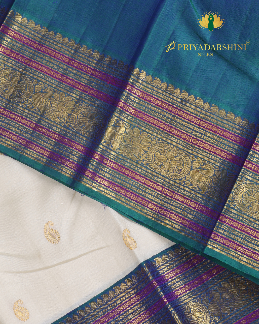 Cream and Teal Green Paisley Motif - Kanjivaram Silk - Image 5