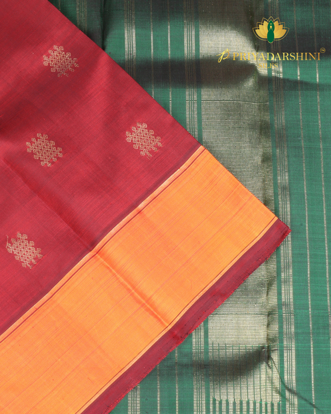 Deep Red and Green Latticed kolam Motif - Kanchivaram Silk