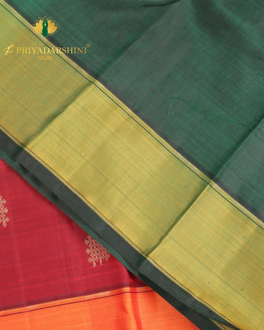 Deep Red and Green Latticed kolam Motif - Kanchivaram Silk